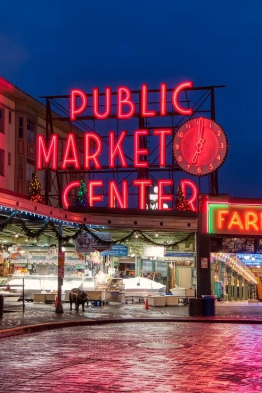 Seattle: Night Walking Tour with Space Needle - The Sum Up