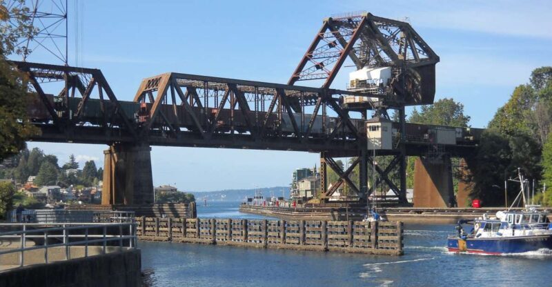 Seattle: Sightseeing Bus Tour with the Ballard Locks - In-Depth Review of the Seattle Sightseeing Bus Tour