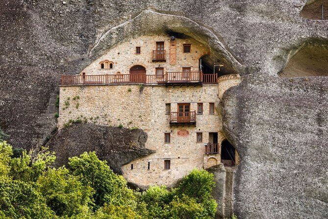Secret Caves of Meteora - Sunset Hike - Who Should Consider This Tour?