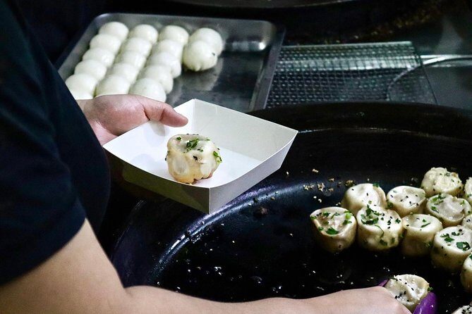 Secret Food Tour With the Locals in Tin Hau Hong Kong w/ Private Tour Option - Who Should Consider This Tour?