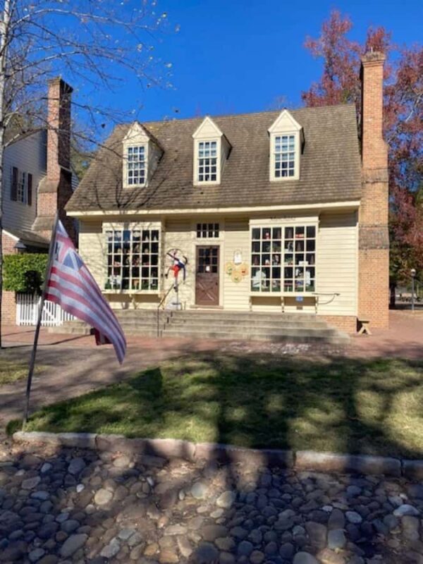 Secret Lives of Colonial Women - The Guide & Overall Experience