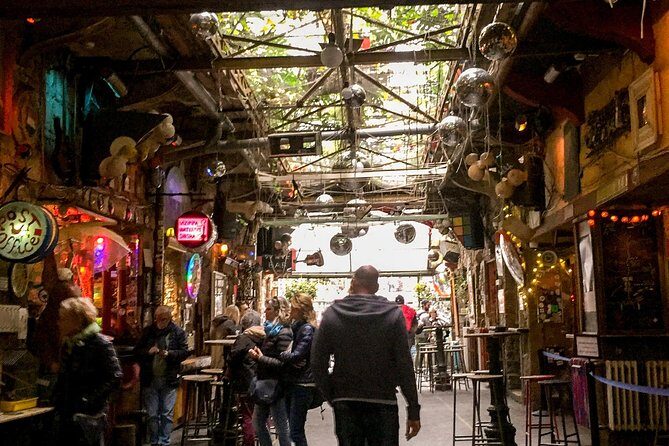 Secret Ruin Bar Crawl in Budapest with a Local - Enjoying Budapest’s Secret Ruin Bar Crawl with a Local