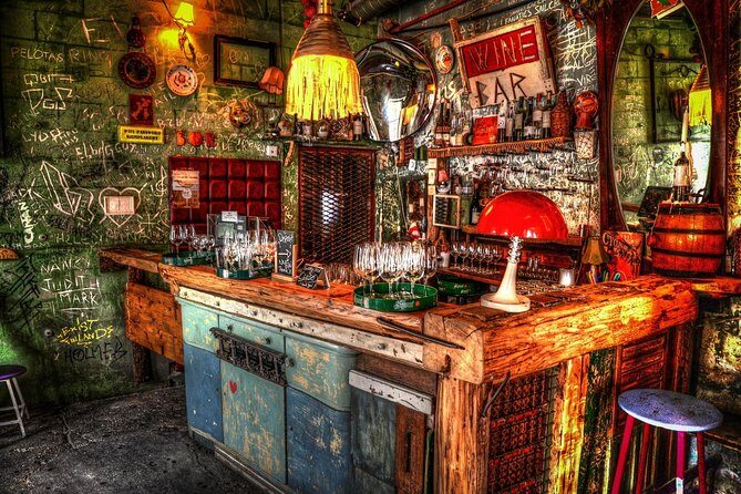 Secret Ruin Bar Crawl in Budapest with a Local - The Value of the Experience