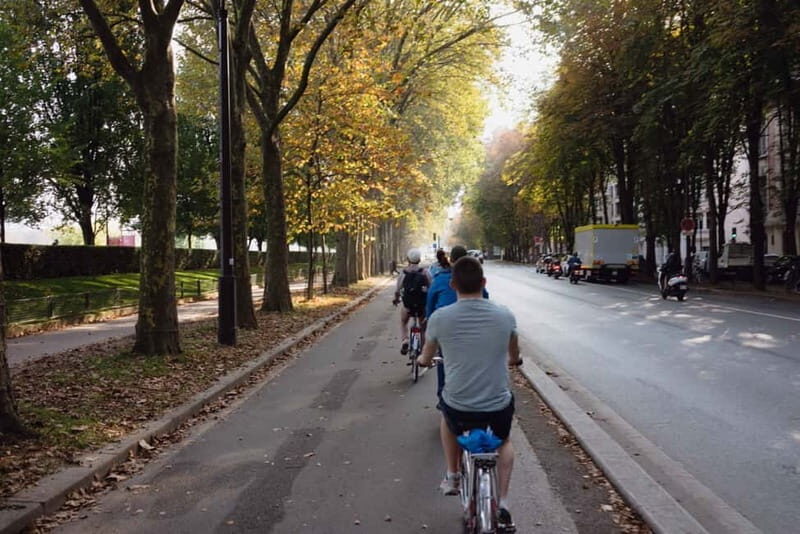 Secrets of Paris Bike Tour in English or Dutch - Key Points