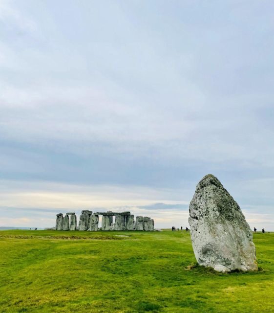 Secrets of Stonehenge: Private Half-Day Tour from Bath - What to Expect at Stonehenge