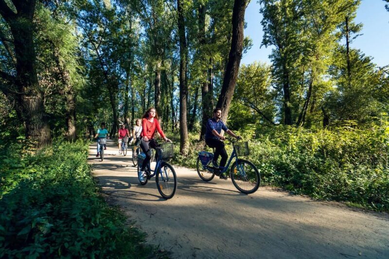 Secrets of Warsaw 4-hour Bike Tour - Authentic Experience Backed by Great Reviews