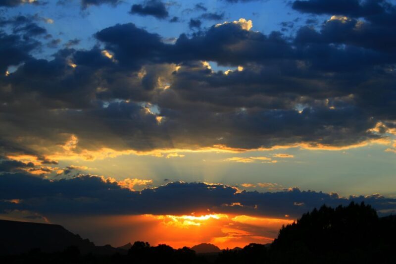 Sedona: PRIVATE 2-Hour Lil' Outlaw Trail Jeep Tour - An In-Depth Look at the Lil Outlaw Trail Jeep Tour