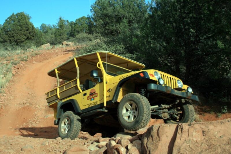 Sedona: PRIVATE Extreme Diamondback Gulch 4x4 Jeep Tour - A Deep Dive into the Experience