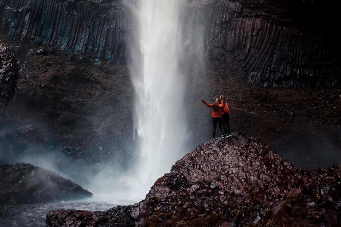 See Multnomah, two waterfalls & Vista House (Transport Included) - Who Will Love This Tour?