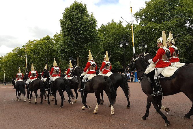 See Over 30 Top London Sights! Fun Private Tour with Local Guide - Who Should Consider This Tour?