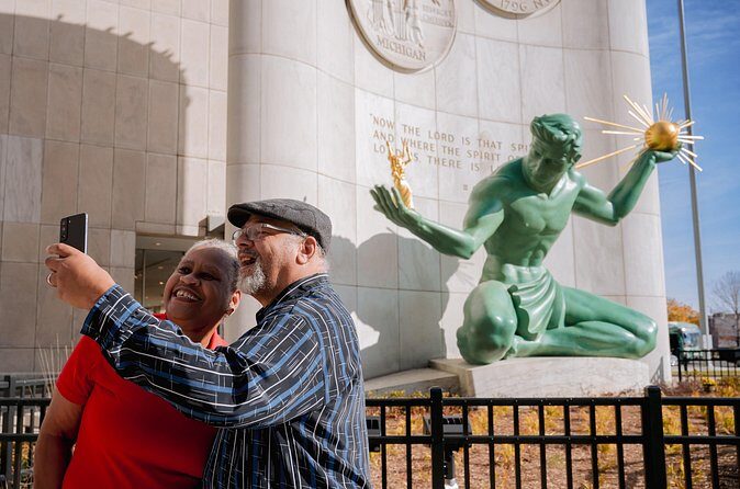 See the D Walking Tour Discover Downtown Detroit on Foot - In Closing
