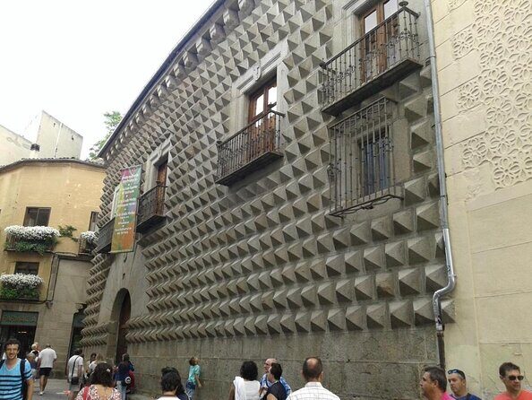 Segovia from the Aqueduct to the Alcazar: A Self-Guided Audio Tour - A Deep Dive into the Segovia Self-Guided Audio Tour