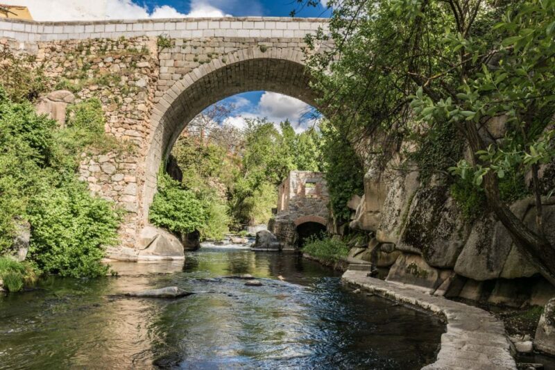Segovia Guided Visit, Alcazar & Hiking with High Speed Train - FAQ