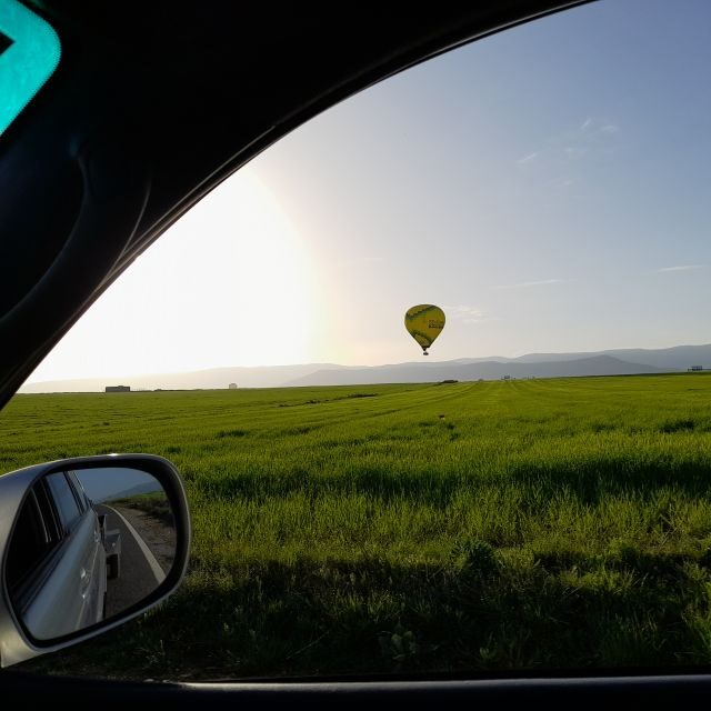 Segovia: Hot Air Balloon Flight with Picnic and Cava - Key Points