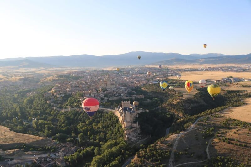 Segovia: Hot Air Balloon Flight with Picnic and Cava - Who Is This Tour Best For?