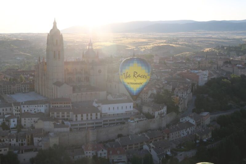 Segovia: Hot Air Balloon Flight with Picnic and Cava - Frequently Asked Questions