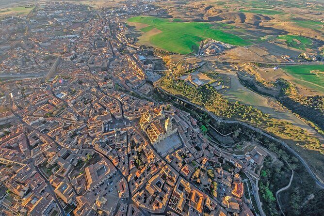 Segovia Hot Air Balloon from Madrid - Key Points