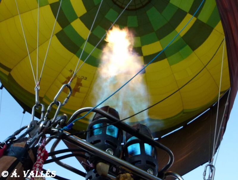 Segovia: Hot Air Balloon Ride with Picnic and Activity Video - Who Will Love This Tour?