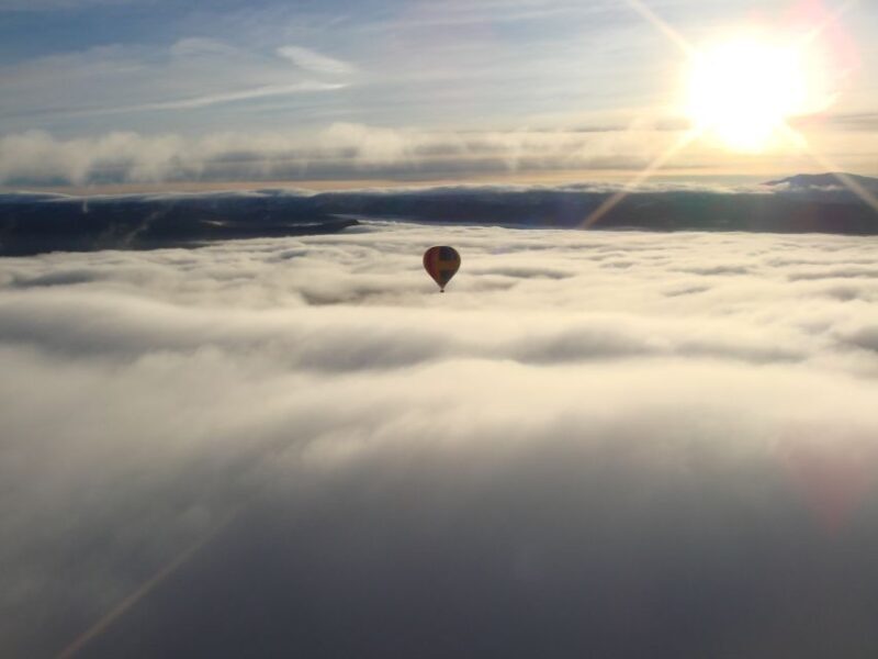 Segovia: Private Balloon Ride for 2 with Cava and Breakfast - Key Points