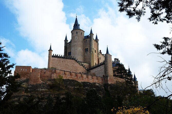 Segovia private tour from Madrid by private car - FAQs