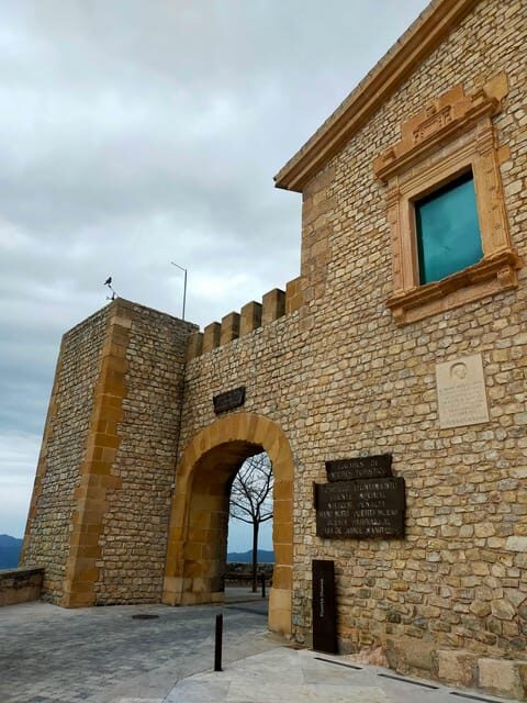 Segura de la Sierra: Highlights Walking Tour - FAQ