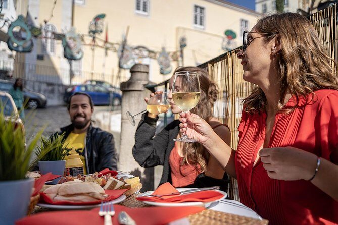 Segway Food Tour of Alfama and Old Town Lisbon - Iconic Landmarks and Panoramic Views