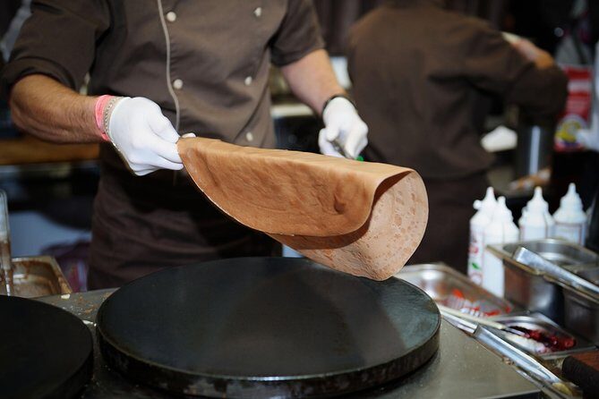 Seine River Cruise & French Crepe Tasting by the Eiffel Tower - An In-Depth Look at the Tour Experience