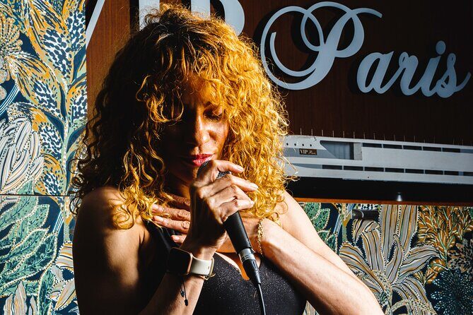 Seine River Dinner Cruise with Live Singer by VIP Yacht de Paris - An Honest Look at the Experience