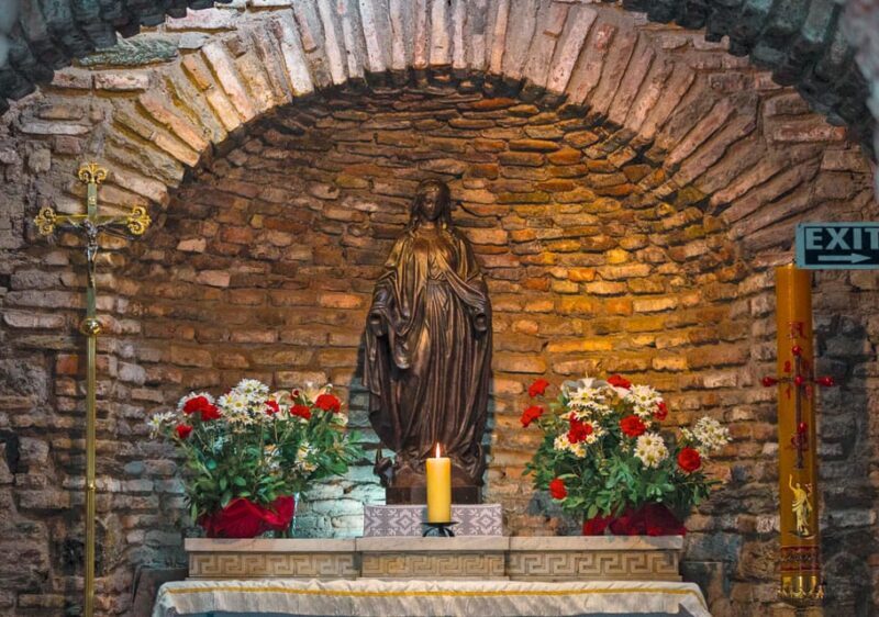 Selcuk: Full-Day Ephesus and House of Virgin Mary Tour - Key Points
