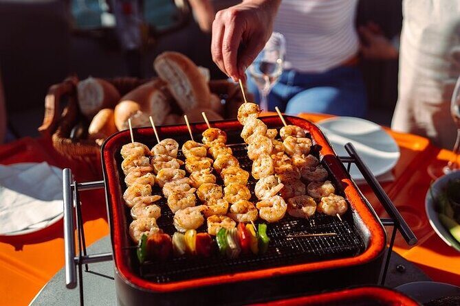 Self-Drive BBQ Boat Hire from Mandurah - The Experience’s Strengths: Why It Works