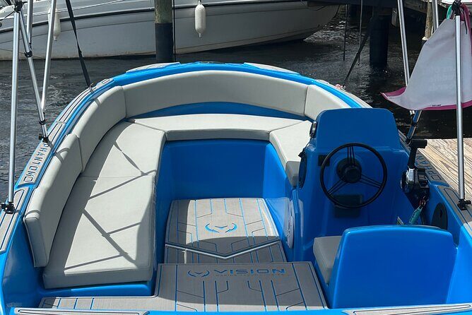 Self Drive Boat Rental in Fort Lauderdale - A Detailed Look at the Self-Drive Boat Experience