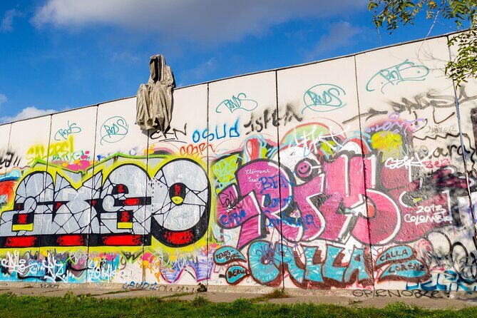Self-Guided Audio Tour-The Fall of the wall: A light for humanity - In-Depth Look at the Itinerary