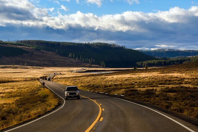 Self Guided Audio Walking Tour of Old Faithful Geyser Basin - Exploring Yellowstone’s Old Faithful Geyser Basin: Detailed Insights