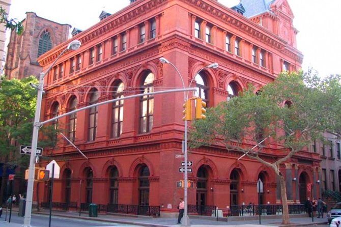 Self-Guided Brooklyn Scavenger Hunt: Elephants Roamed Brooklyn - Who Will Love This Tour?