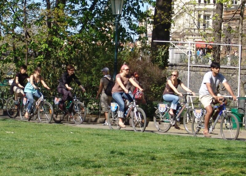 Self-Guided City Bike Tours - A More Detailed Look at the Experience