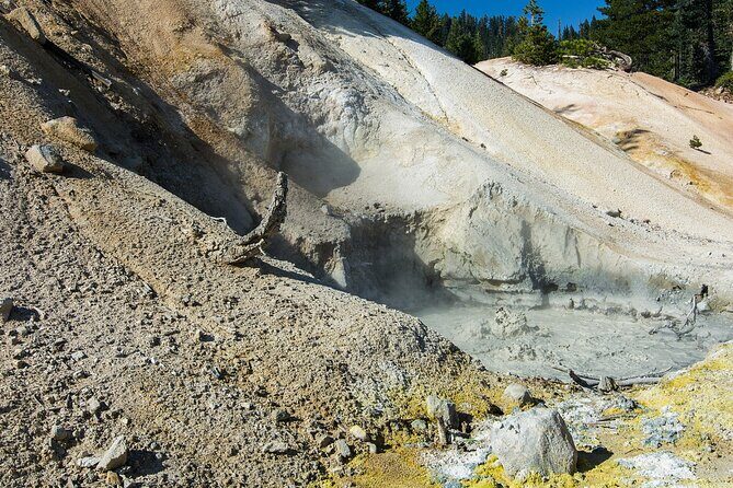 Self Guided Driving Audio Tour of Lassen Volcanic National Park - Key Points