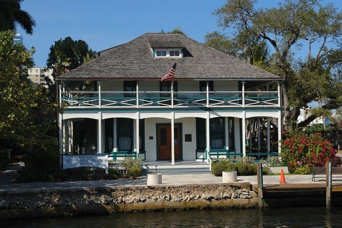 Self-Guided Fort Lauderdale Scavenger Hunt: By The New River - Who Will Love This?