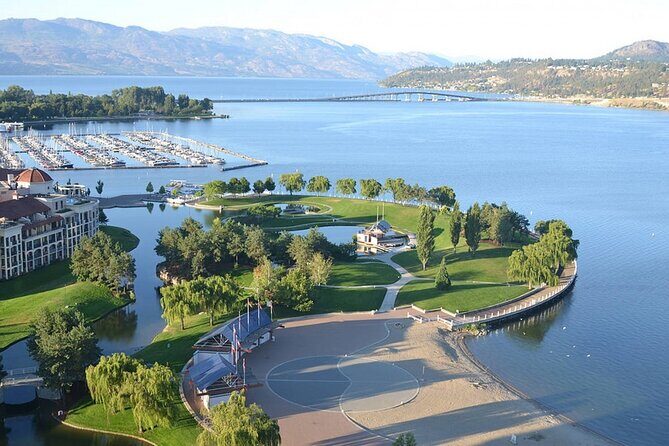 Self-Guided Kelowna Scavenger Hunt: Art By The Lake - Who Would Love This Experience?