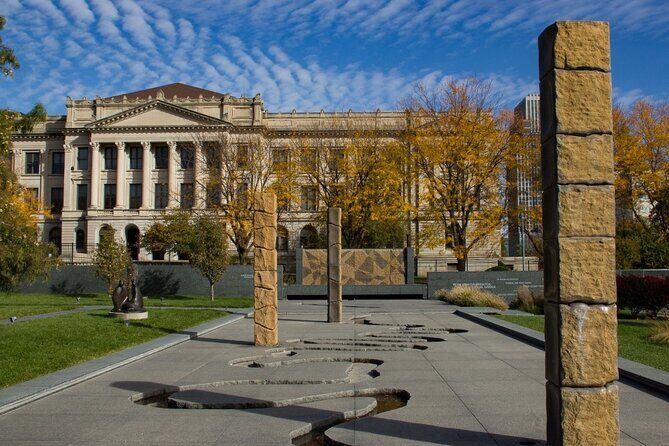 Self-Guided Omaha Scavenger Hunt: The Wests Glorious Gateway - What Makes This Tour Stand Out?