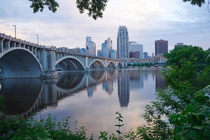Self-Guided Scavenger Hunt: Around Downtown Minneapolis - Key Points