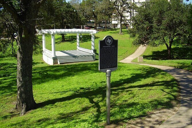 Self-Guided Scavenger Hunt: Austin Capitol Sights & Downtown Gems - What to Expect in Detail