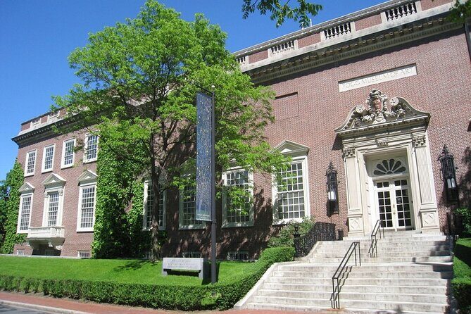 Self-Guided Scavenger Hunt: Boston The Story of America - Key Points