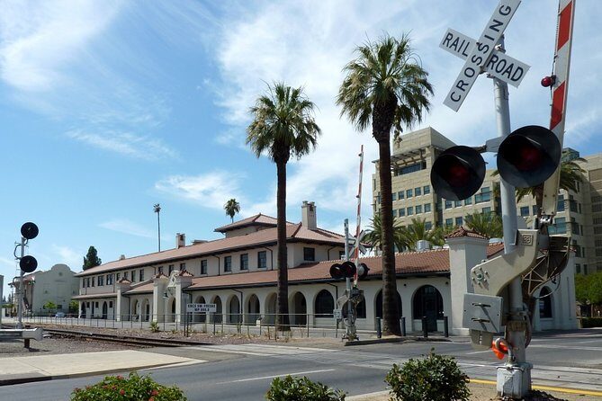 Self Guided Scavenger Hunt: Fresno Art & History - The Value of This Experience