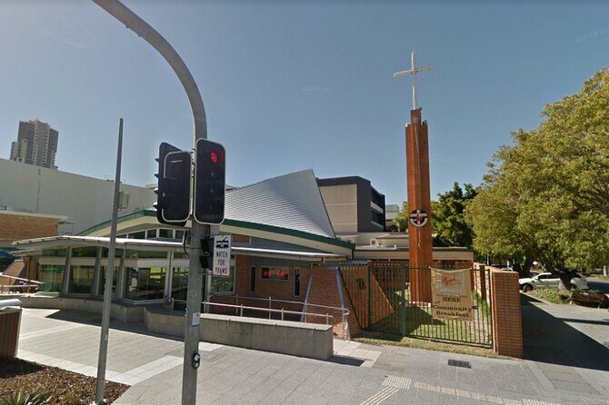 Self-Guided Scavenger Hunt: Gold Coast Community Charm - Key Points