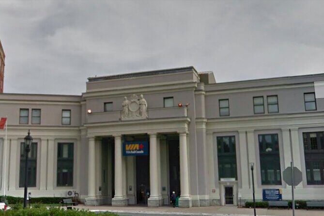 Self-Guided Scavenger Hunt: Halifaxs Hopping Harbour - An In-Depth Look at Halifax’s Hopping Harbour Scavenger Hunt