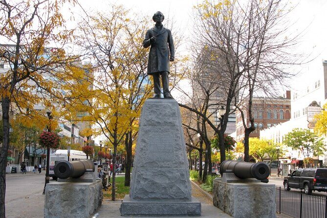 Self-Guided Scavenger Hunt: Hamilton Hopper! - The Experience from the Traveler’s Perspective