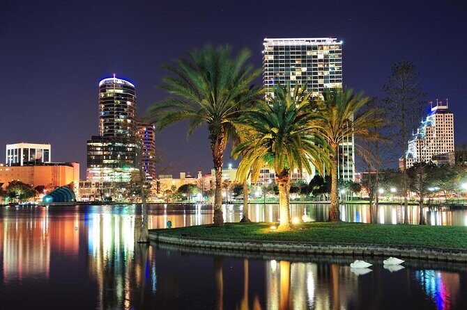 Self-Guided Scavenger Hunt: Lake Eola's Art Scene & Scenery - Key Points