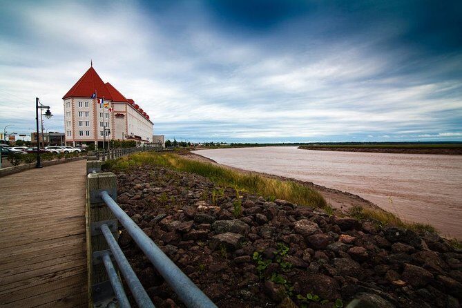 Self-Guided Scavenger Hunt: Moncton Canadas Cultural Hub - Key Points