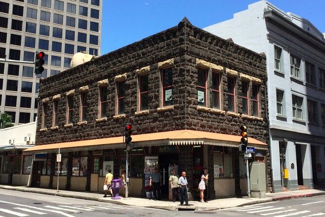 Self-Guided Scavenger Hunt: Royal Views Of Honolulu - Key Points