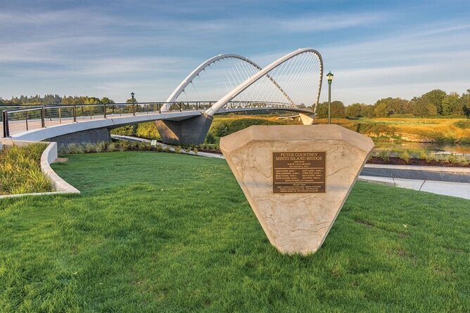 Self-Guided Scavenger Hunt: Salem Oregon's Beautiful Capital - Exploring Salem with a Self-Guided Scavenger Hunt